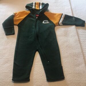 🏈 Green Bay Packers Reebok fleece bunting one piece jumpsuit 18 months